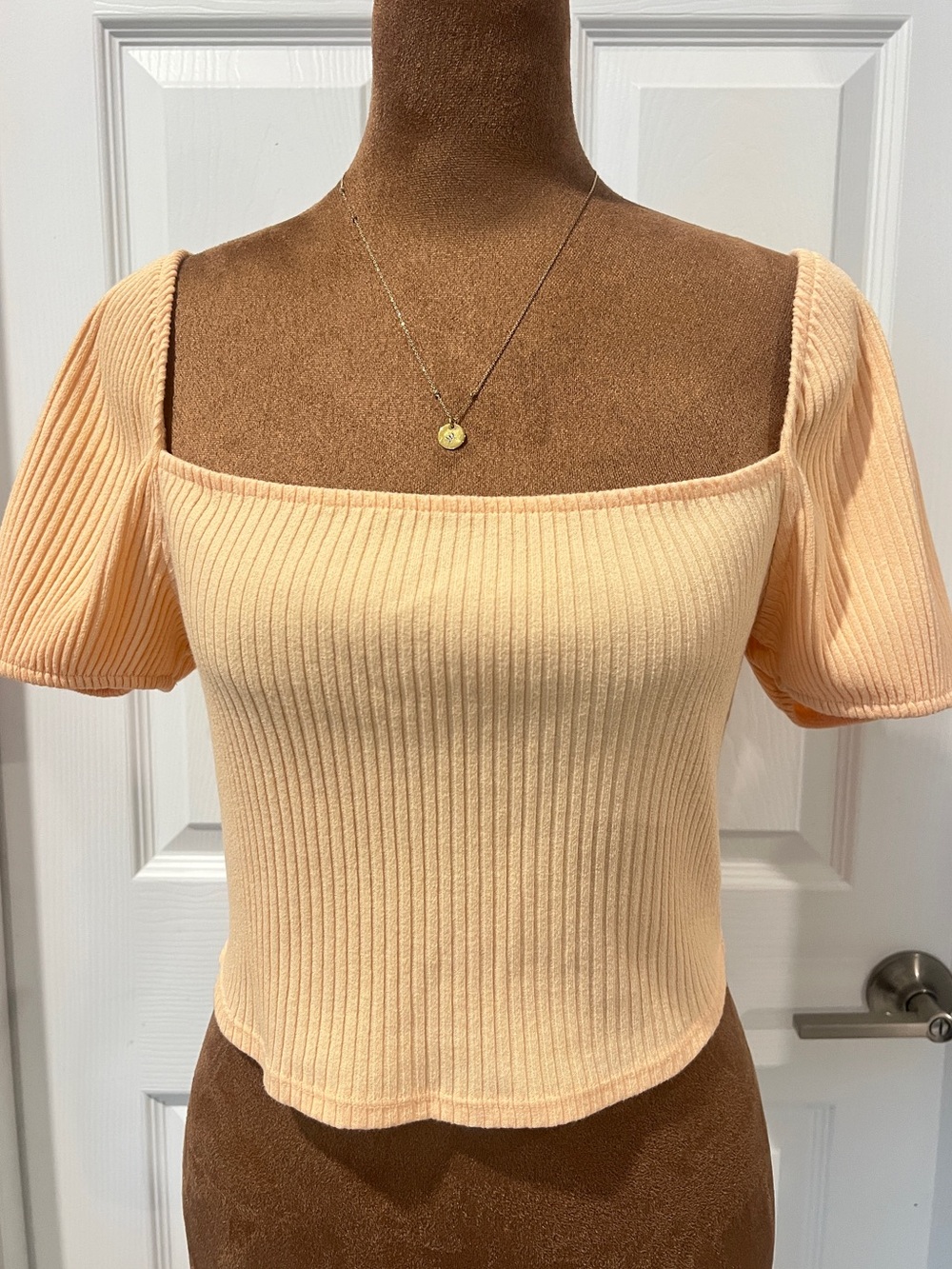 H&M Light Coral Ribbed Crop Top